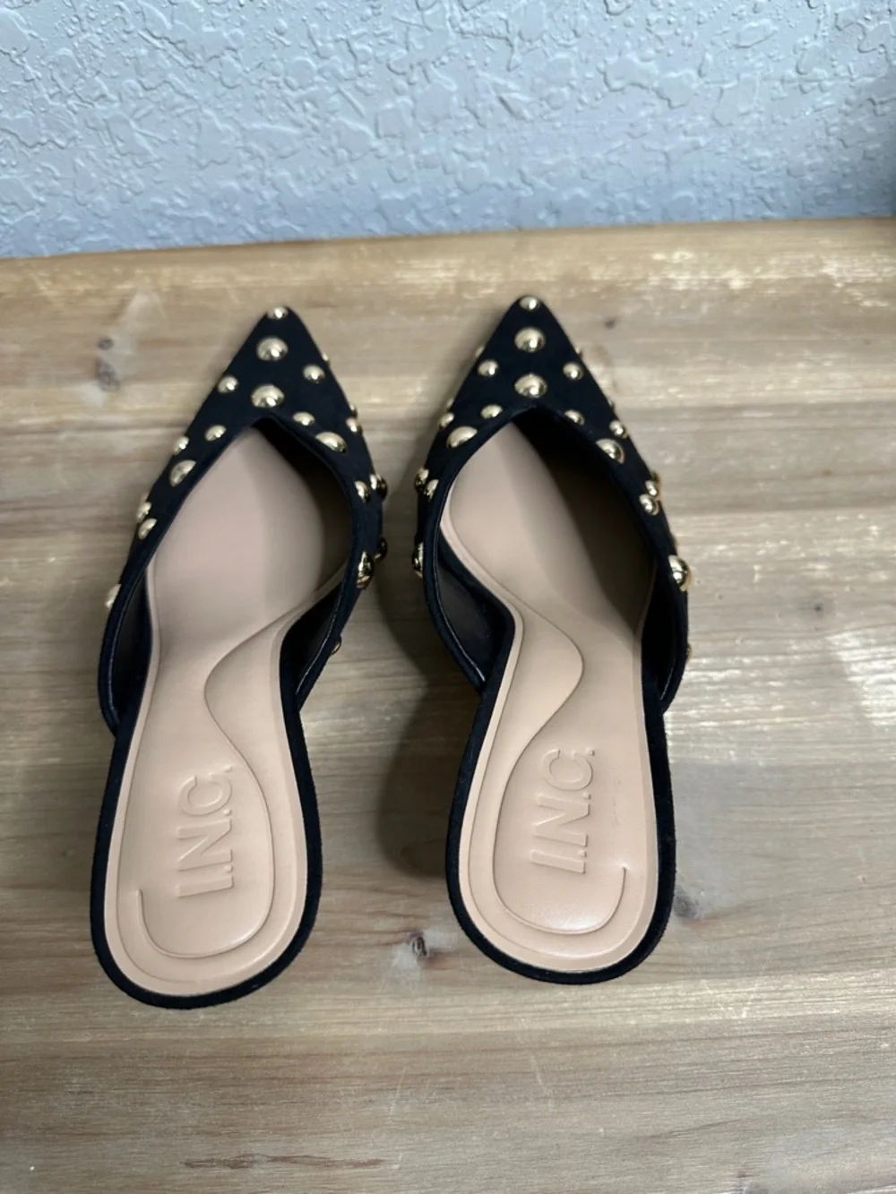 I.N.C. Women's Genevie Black and gold studded Pointed Toe Heeled Mules size 6.5 - Picture 9 of 15